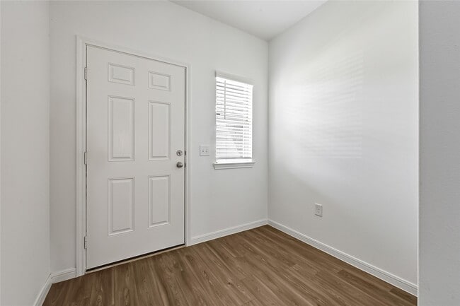 Photo - 21127 Dolphin Bay Ln
