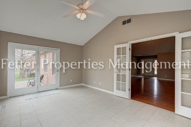 Photo - Beautiful 3bd 2.5 bath Northside