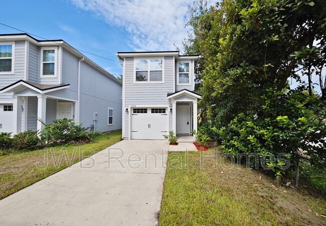 Building Photo - 1250 Mull St Rental