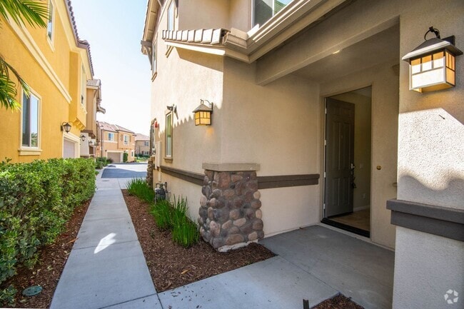 Building Photo - 3BD Home in the Belmount Community of San ...