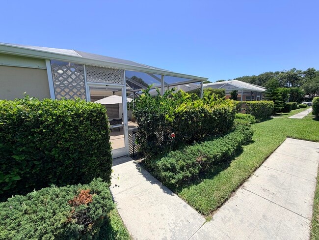 Building Photo - 3504 Lakemont Ct