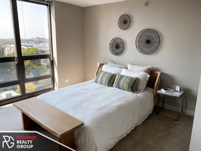 Photo - 2555 N Clark St Unidad 805