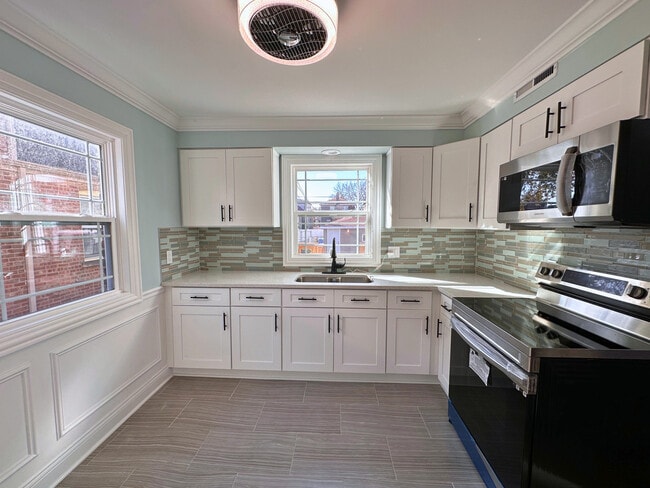 Photo - 9318 S Aberdeen St