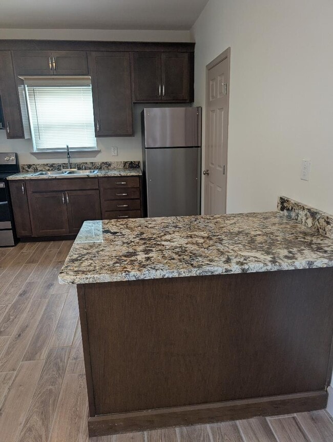 Photo - 302 Western Dr