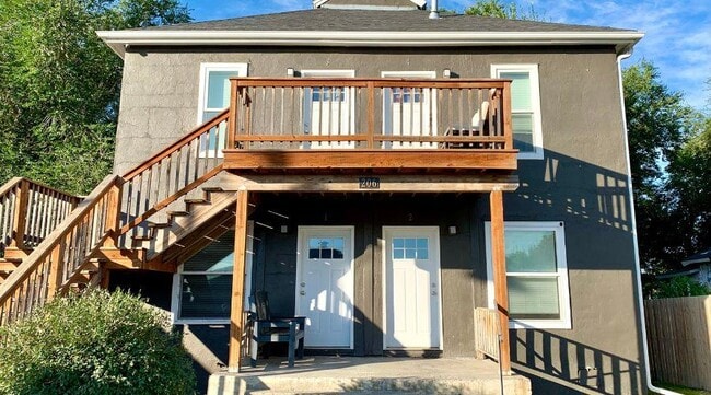 Building Photo - 206 N 18th St Rental