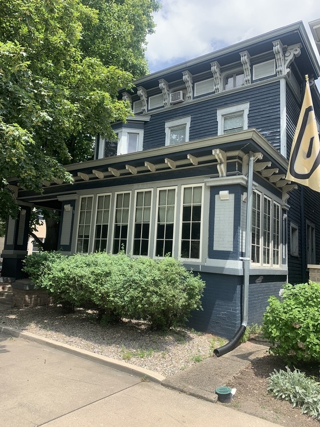 Building Photo - 1475 N Delaware St Unit 1