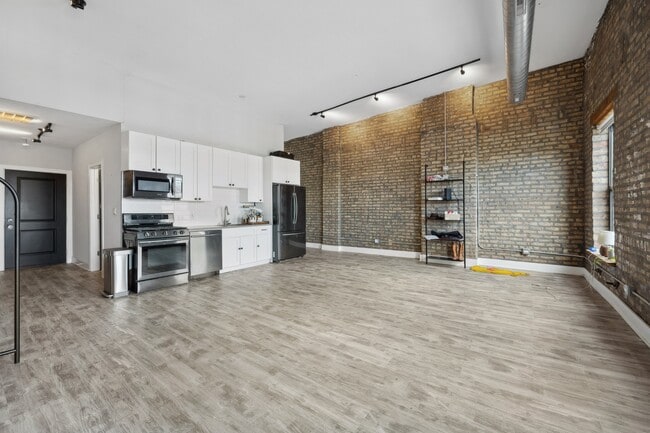 Photo - 1572 N Milwaukee Ave Unit F