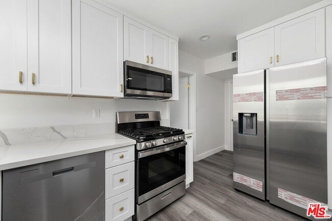 Photo - 8918 Cadillac Ave