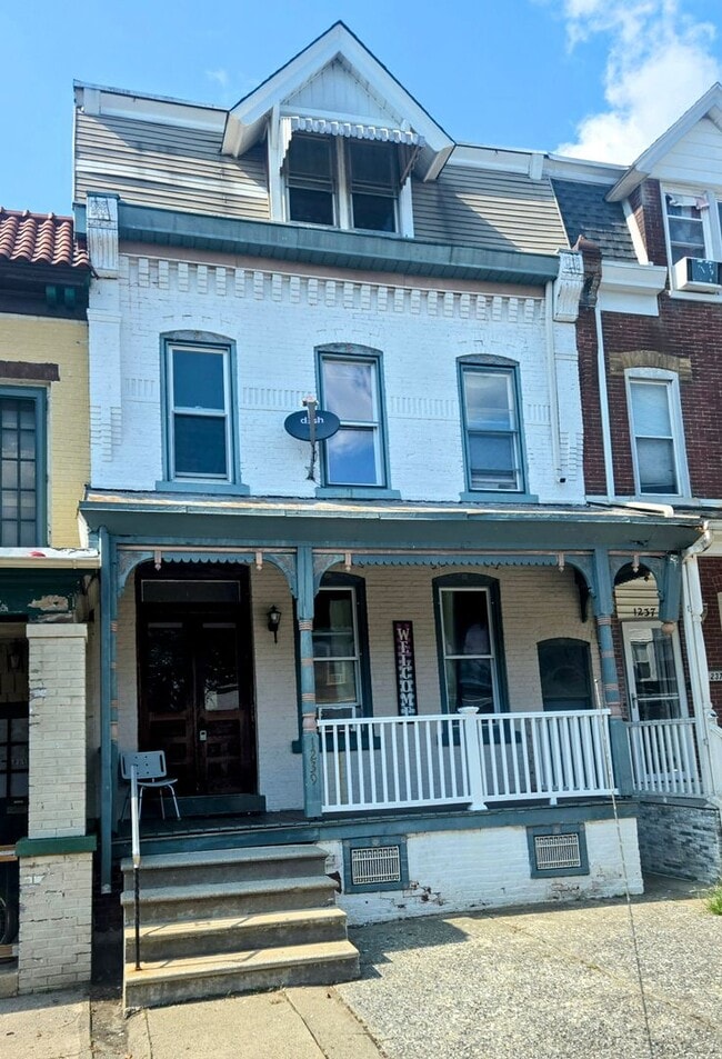 Photo - 1239 W Chew St Apartment Unit 3