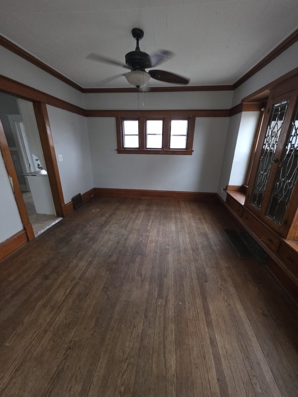 Photo - 1837 Grande Ave SE