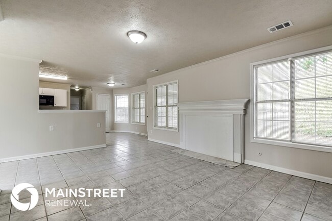 Photo - 742 Riverlanding Dr