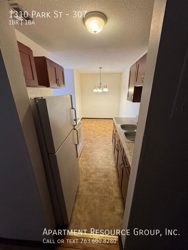 Photo - 1310 N Park St Unit 307