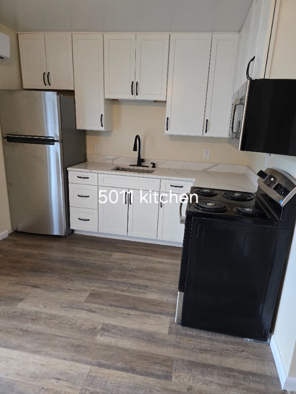 Building Photo - 5011 Trent Rd