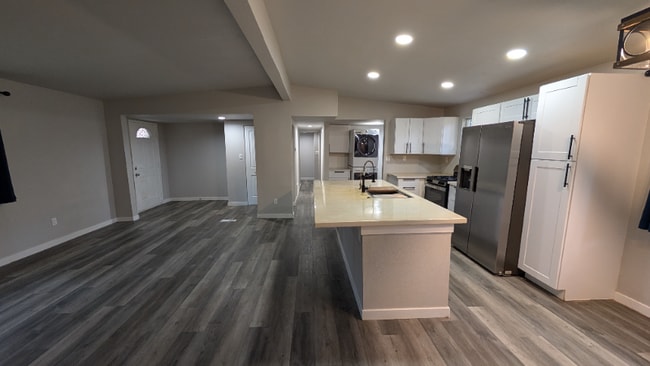 Photo - 6530 Burrows Rd