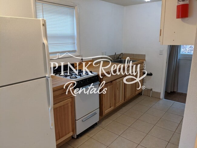 Photo - 15 Narrows Rd