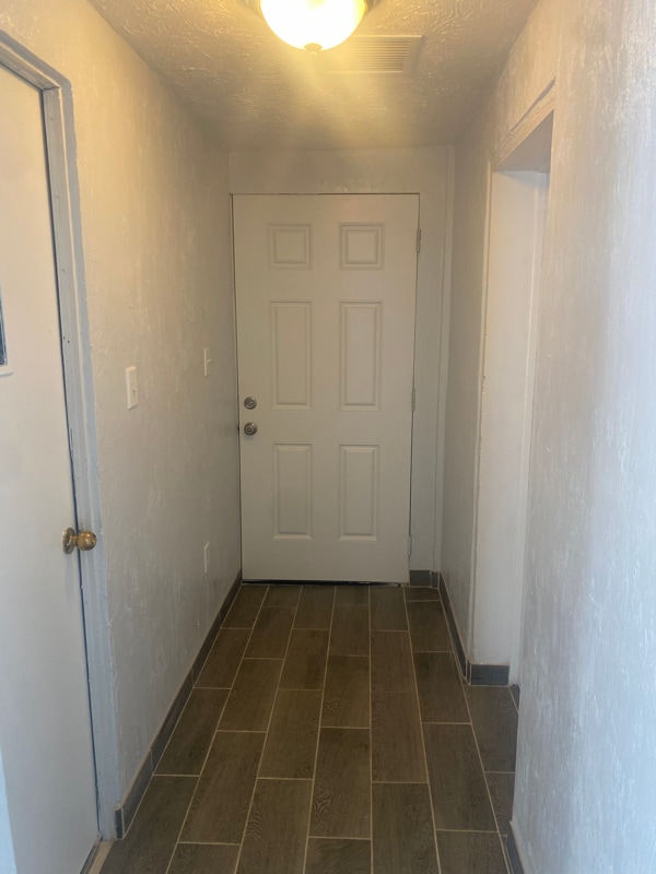 Photo - 1541 McCollum St