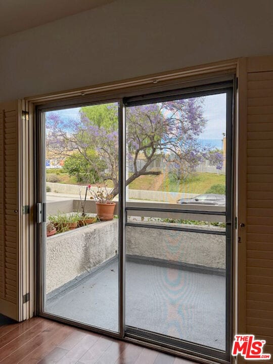 Photo - 1655 Selby Ave Unit 102