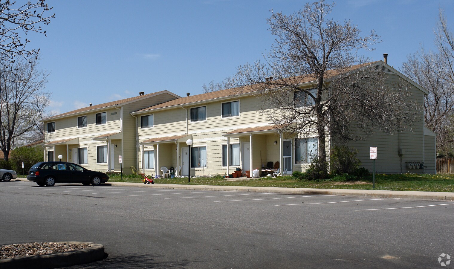 Photo - Helios Station Apartments