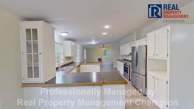 Photo - 20 Deer Ridge Dr E