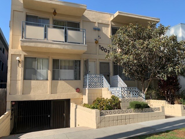 Photo - 1007 N Laurel Ave Unidad #8