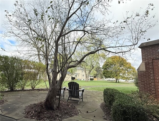 Photo - 1-41C E 8th St