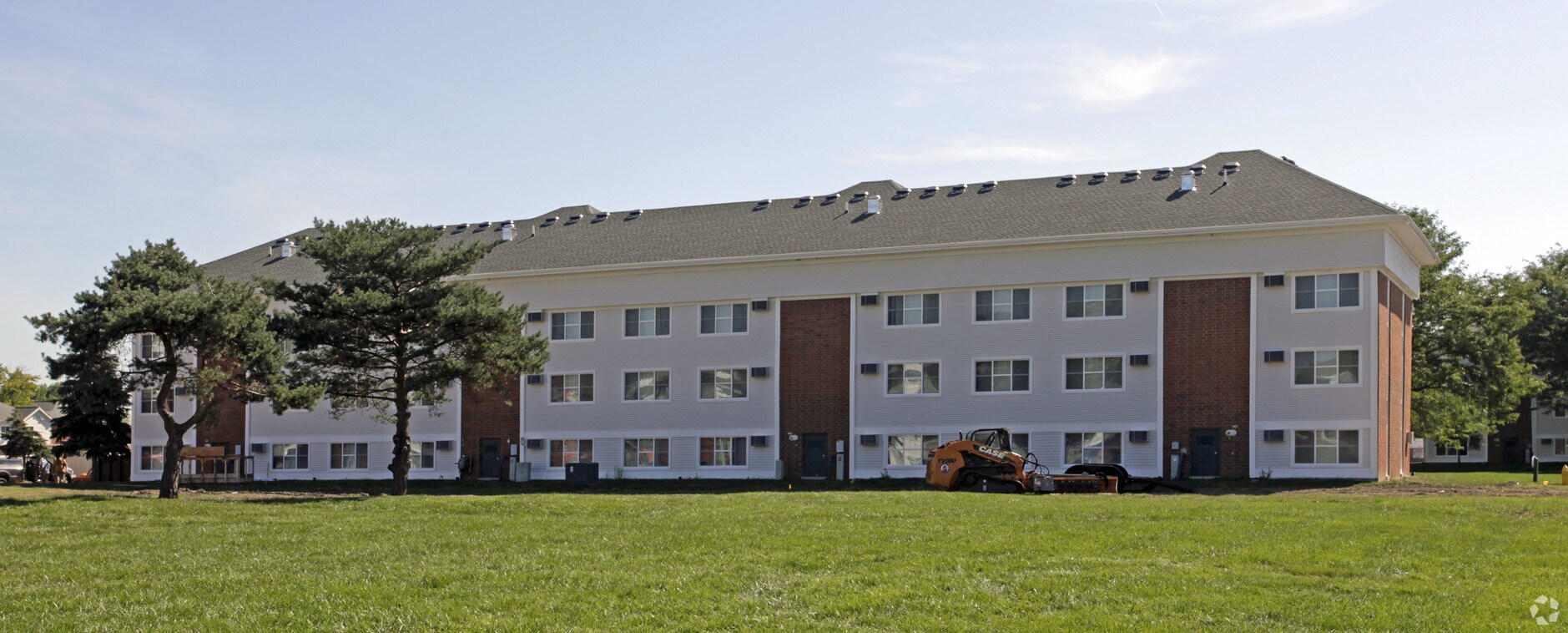 Photo - Newport Apartments