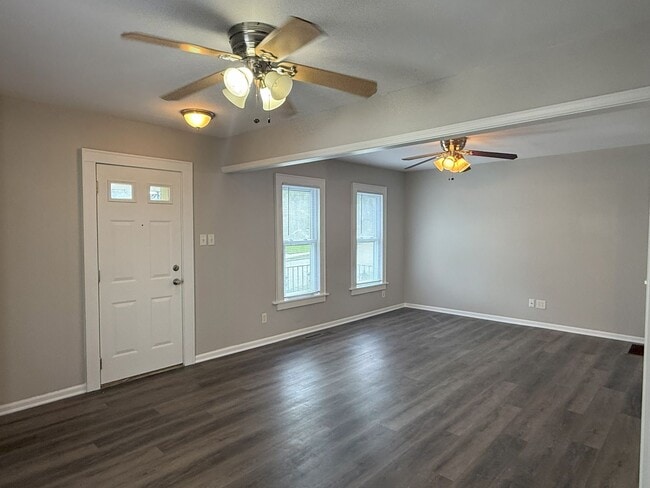 Photo - Private 4 bedroom home in West Allis