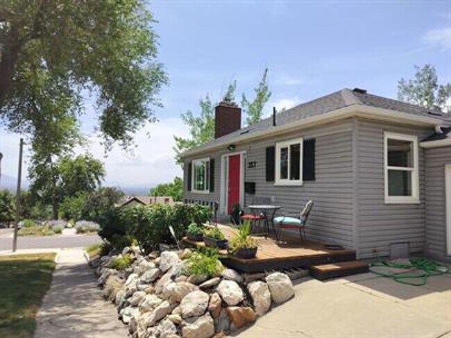 Photo - Charming Home located in the Avenues in Sa...