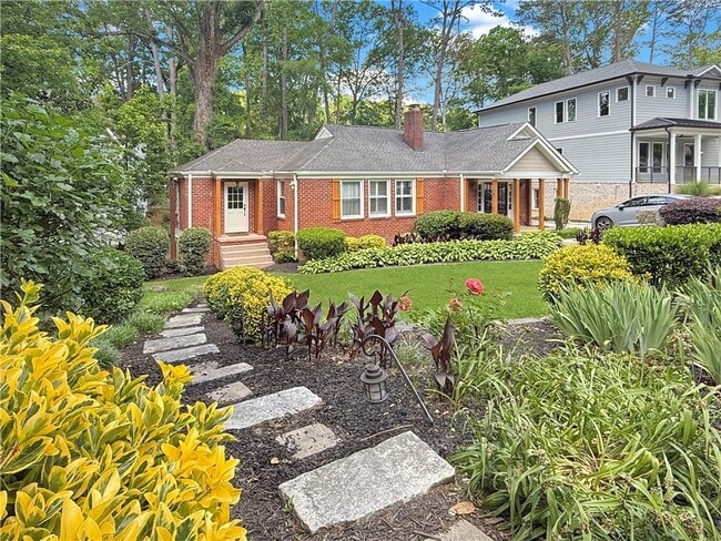 Photo - 656 Timm Valley Rd NE House