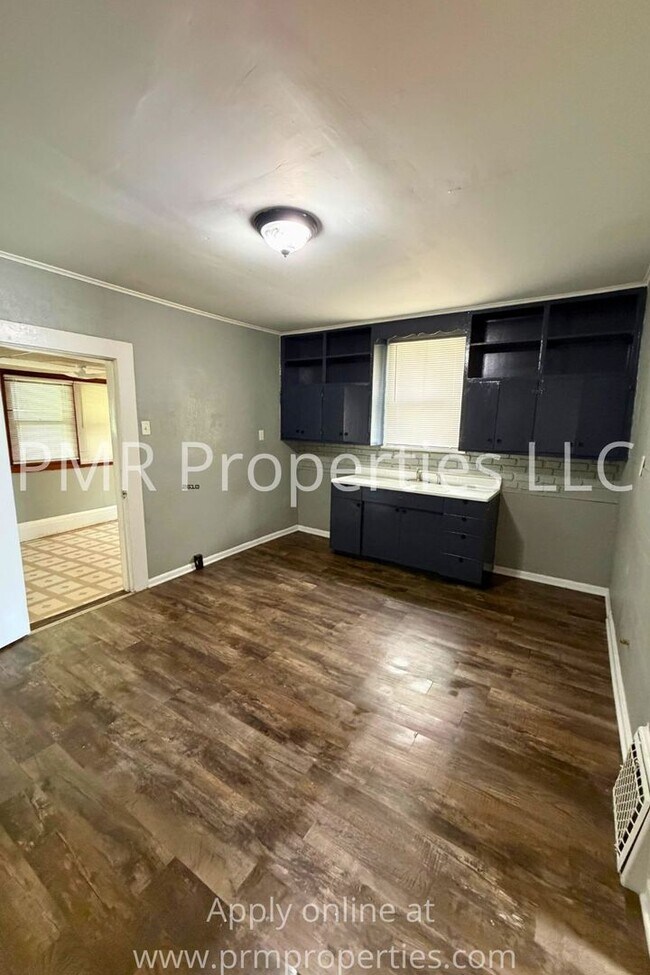 Photo - 2 Bedroom/ 1 Bathroom House