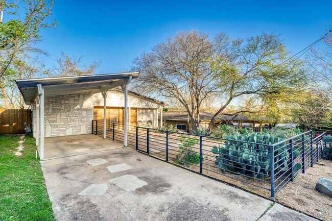 Photo - 5313 Downs Dr