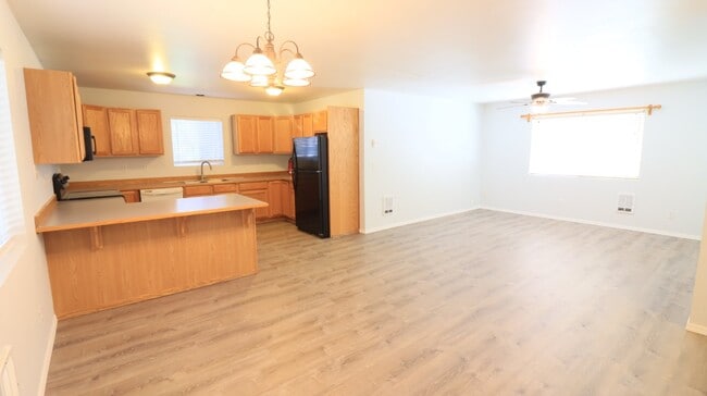 Photo - Recently updated 2/1.5 townhome next to the hospital