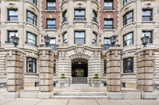 Photo - 390 Commonwealth Ave Condo Unit PH2
