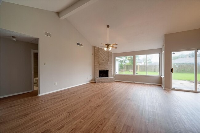 Photo - 1126 W Belgravia Dr