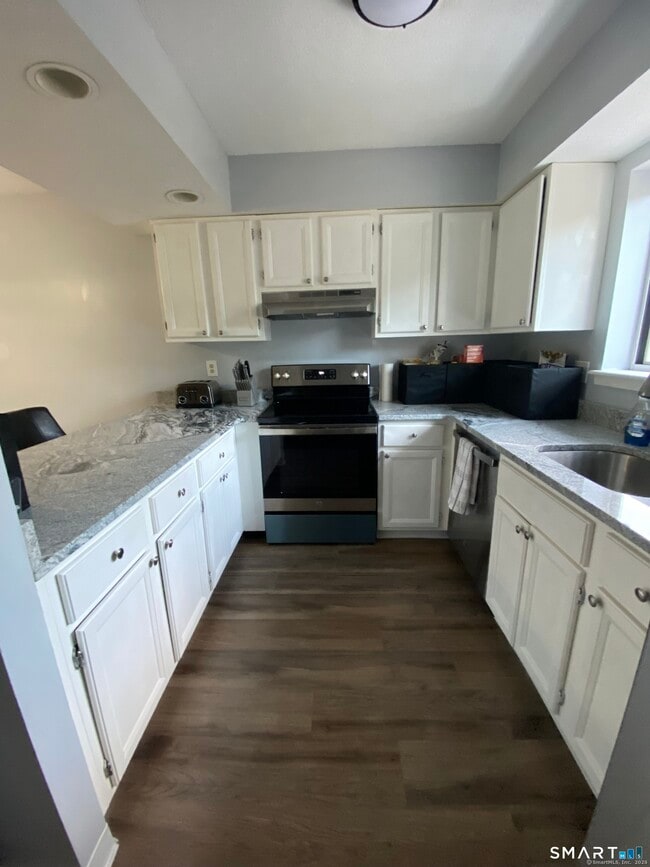 70 Old Town Rd Unit 306