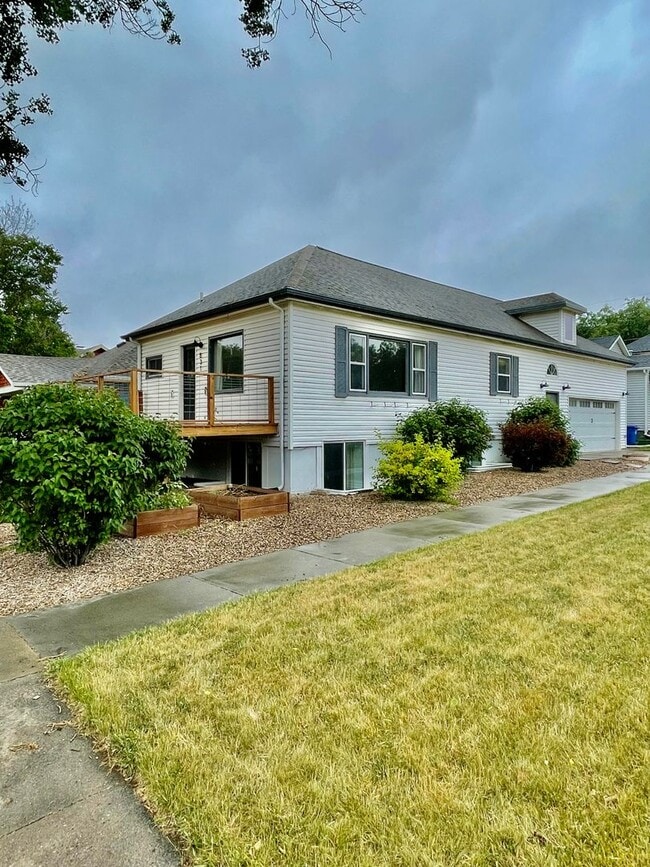 Photo - ~Applications Pending~ Beautifully Renovated 4-Bedroom Home Near West Blvd
