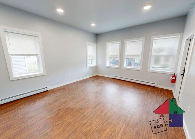 Building Photo - 33 Granite St Unit 1