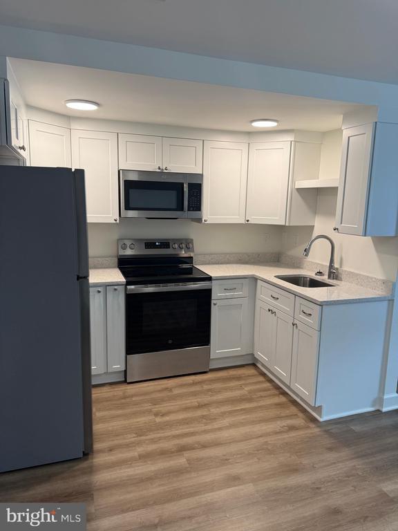 Photo - 380 Broadview Ave Unit APT 5