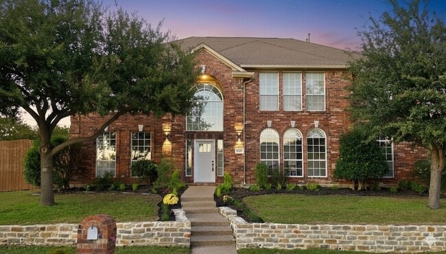 Photo - 7505 Larchmont Dr