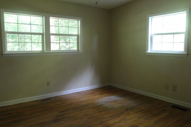 Photo - 1815 W Broad Ave