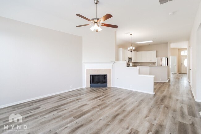 Photo - 2720 Maple Creek Dr