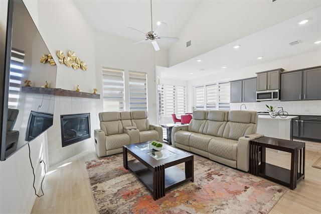 Photo - 2121 Esher Dr