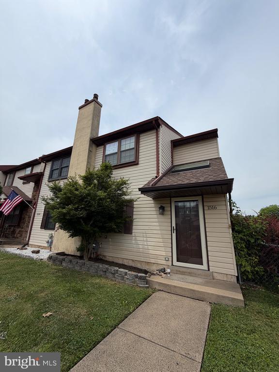 Photo - 1516 Tarleton Pl