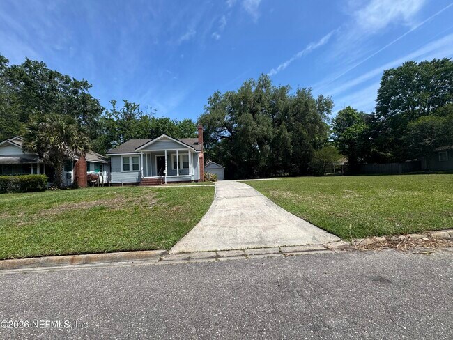 Photo - 3609 Dellwood Ave