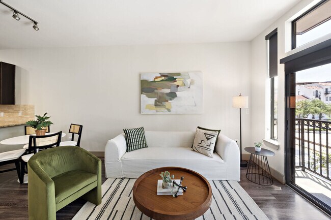Photo - City Living Made Easy – 1/1 Near Downtown Unit 38M1