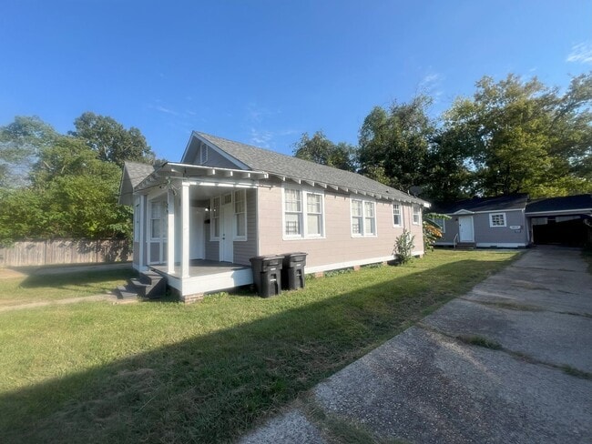 Photo - Charming 3-Bedroom Home Near Baton Rouge General Hospital!