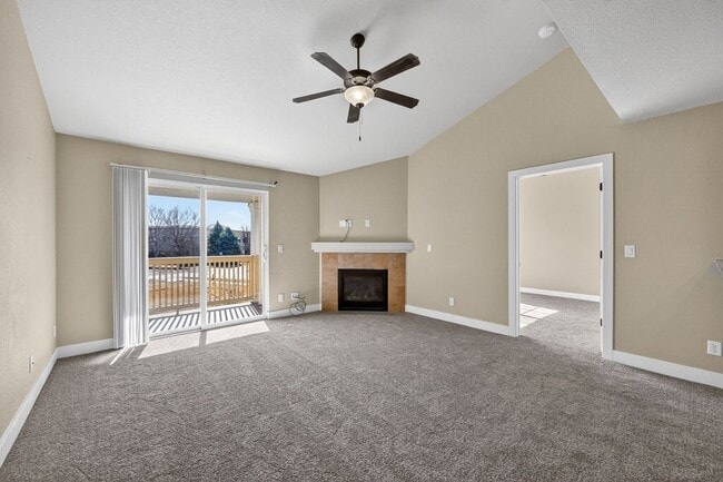 Photo - 4955 Hahns Peak Dr