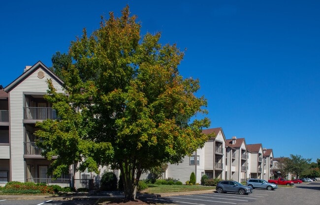 Woodbriar Apartment Homes