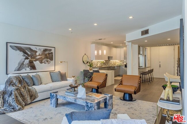 Photo - 120 Crescent Dr Unit 304