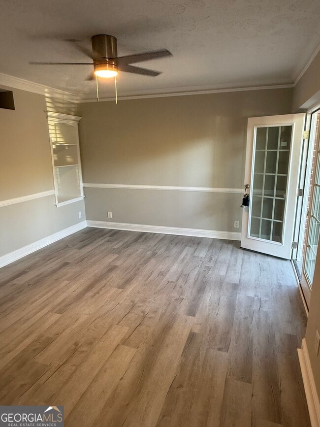 Building Photo - 6980 Roswell Rd Unit B16